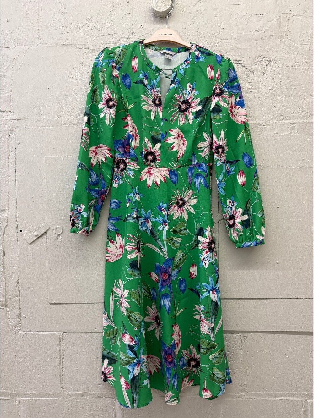 H&M Green Floral Long Sleeve Midi Dress Size 4